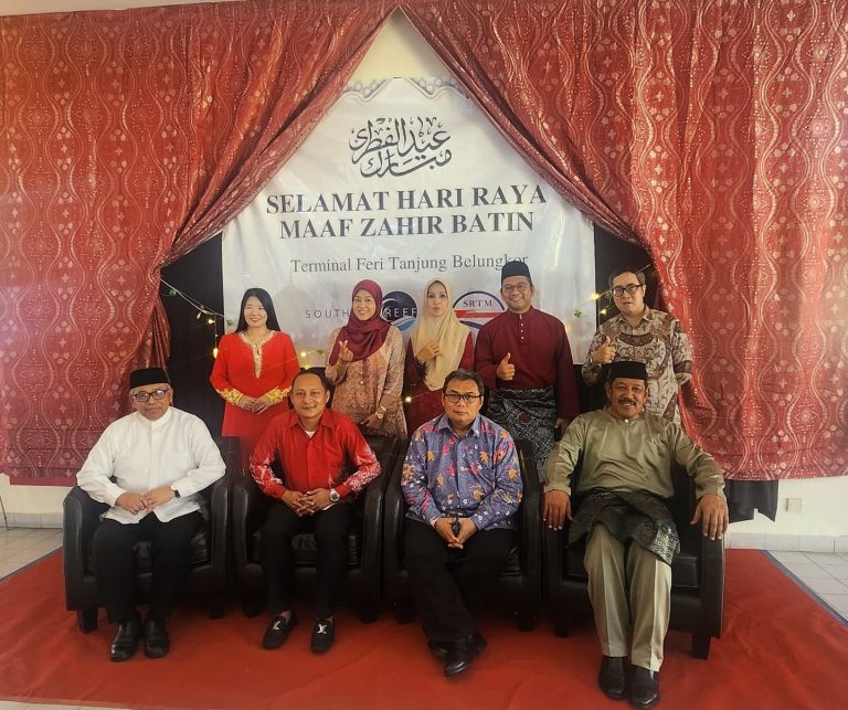 RAYA OPEN HOUSE CELEBRATIONS AT THE TANJUNG BELUNGKOR FERRY TERMINAL